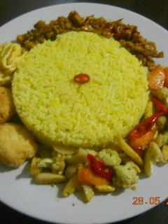 Foto resep Nasi Kuning Praktis