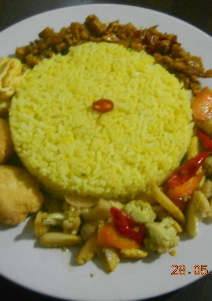 Foto resep Nasi Kuning Praktis