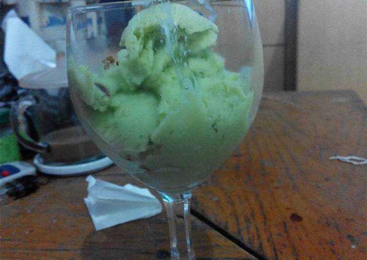 Cara Gampang Menyiapkan es krim alpukat Anti Gagal