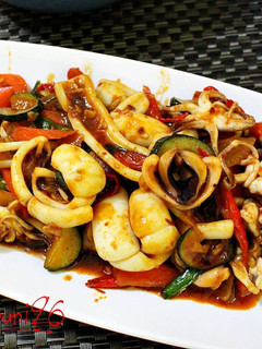 Foto resep Ojingeo Bokkeum ( Stir-fried Squid )