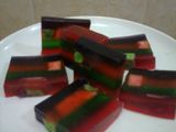 Agar-agar 4 Warna (ada bolu di dalamnya)