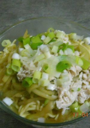 Foto resep Homestyle chicken noodle soup(dak-kalguksu)