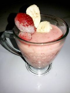Foto resep smoothie banana strawberry
