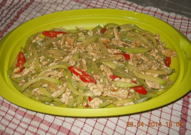 TUMIS TEMPE LABU SIAM