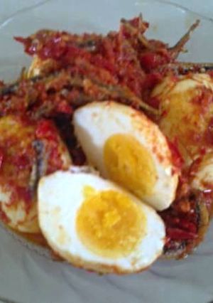 Foto resep Telur Balado Ikan Teri sederhana