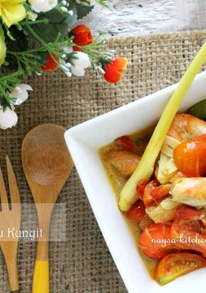 Foto resep Sup Udang Bumbu Kunyit