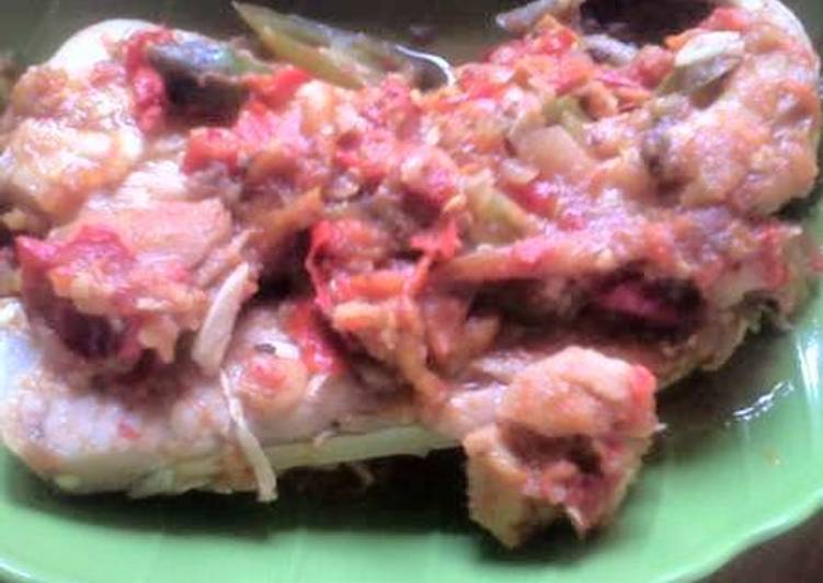 Cara memasak Tumis ikan pari asam pedas Lezat