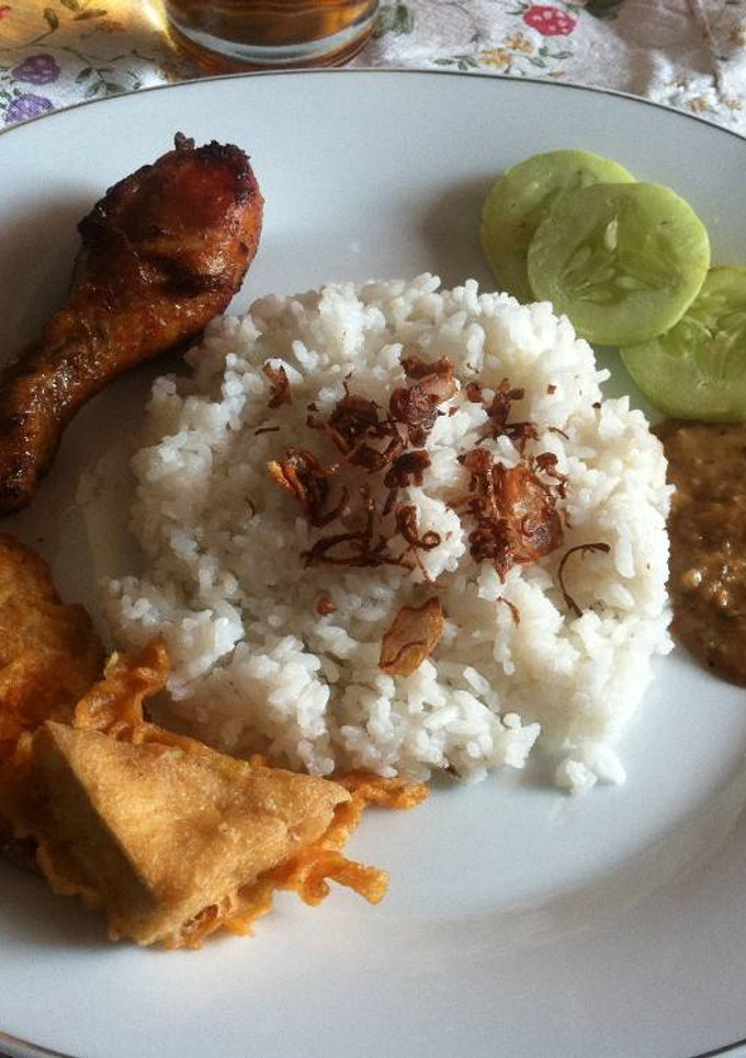 Foto resep nasi uduk praktis