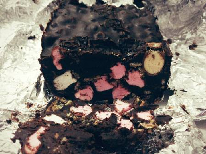 Cara Gampang Menyiapkan Choco Fridge Cake, Sempurna