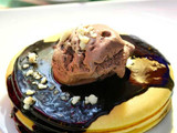 Pancake Coklat Kenari