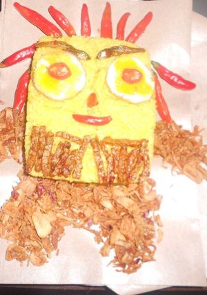 Foto resep si Si kuning yang cantik,Nasi box ulangtahun ku ku