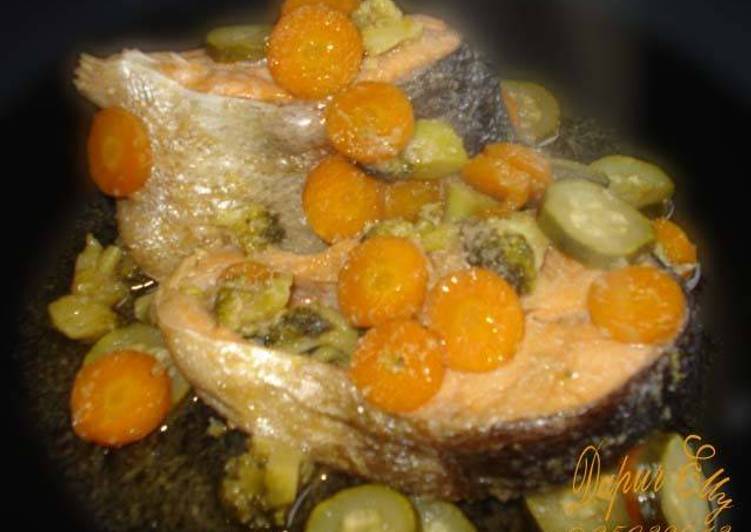 Langkah meracik Salmon Tulang Lunak (Edisi Anak Sehat) Lezat