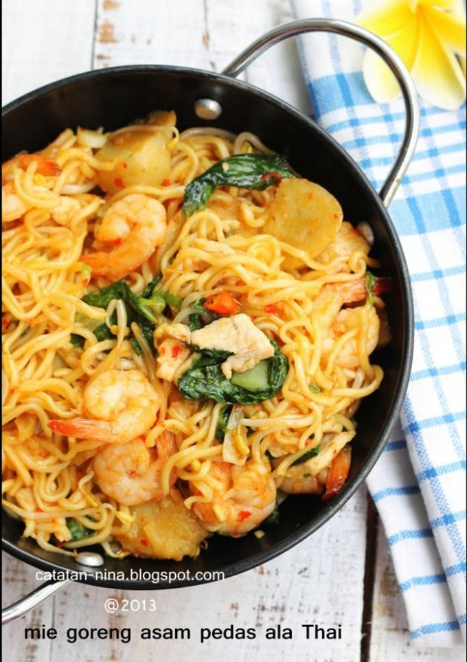 Foto resep Mie Goreng Asam Pedas ala Thai