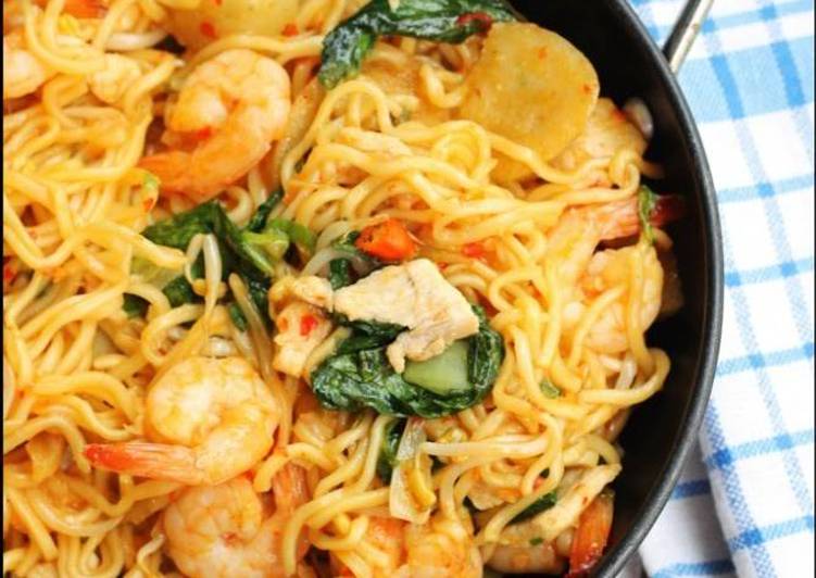 Resep Mie Goreng Asam Pedas ala Thai oleh Nina Agustina ...