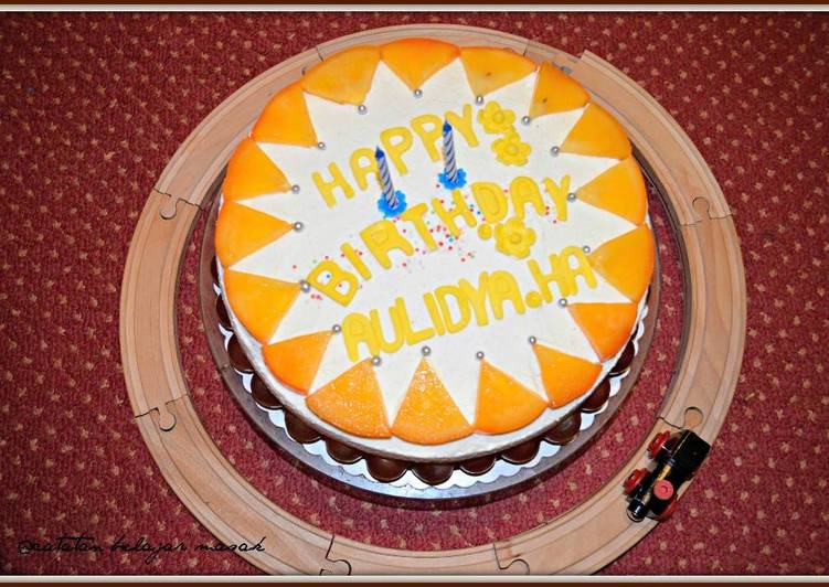 Cara Membuat Menghias Cake dengan Krim Kocok Buah untuk pemula