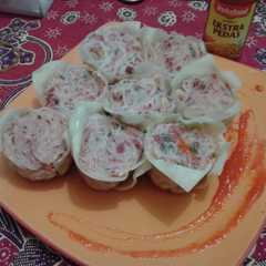 A picture of Siomay Bikon (Bihun Kornet).