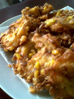 Foto resep Bakwan Jagung Cemilan Buka Puasa