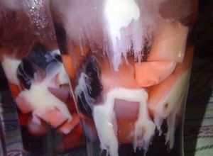 Foto resep ES CINGCAU HITAM DENGAN POTONGAN PUDING SUSU