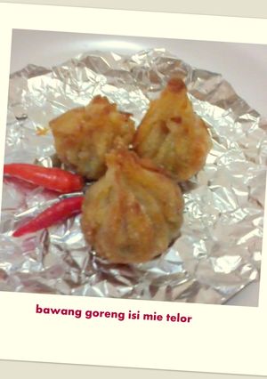 Foto resep Bawang goreng isi mie telor
