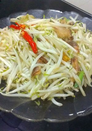 Foto resep Tumis Tauge Kriuk dengan Ikan Asin