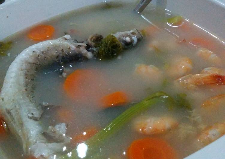 Resep sop makanan laut Anti Gagal