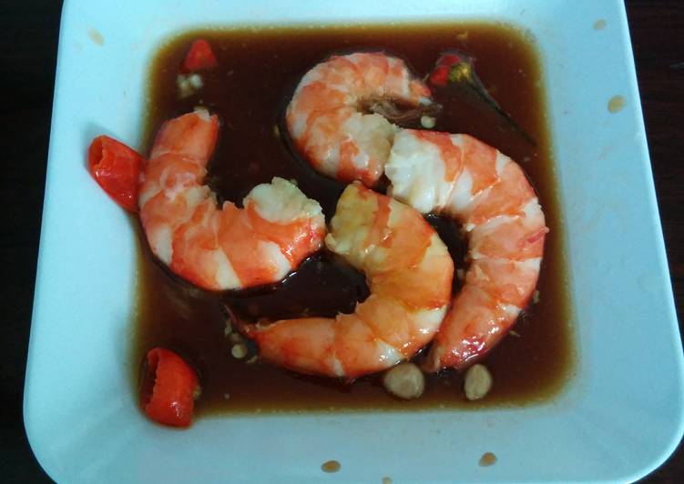 Langkah Mudah untuk Menyiapkan Udang Asam Manis Mudah dan Sederhana yang Menggugah Selera