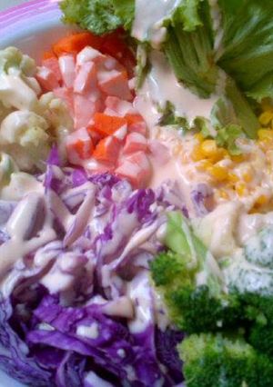 Foto resep Salad sehat warna warni 