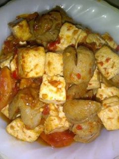 Foto resep Tumis Bakso dengan Tahu Pake Sedikit Cabe