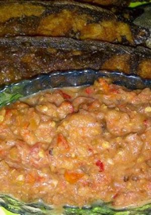 Foto resep Sambal Pecel Lele Lamongan