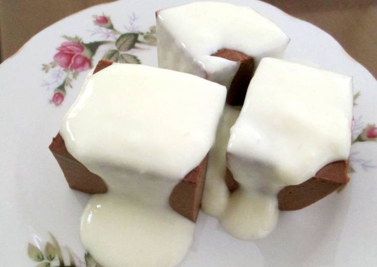 Resep Puding Coklat dengan Vla Susu oleh Gussie - Cookpad