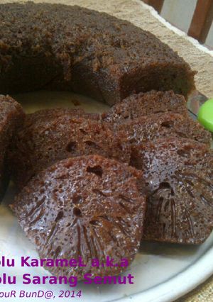 Foto resep "Bolu Karamel a.k.a Bolu Sarang Semut"