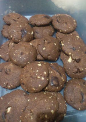 Foto resep ChocoNut Melt Cookies