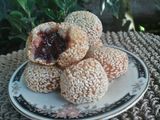 Bola-Bola Singkong Keju Balut Wijen