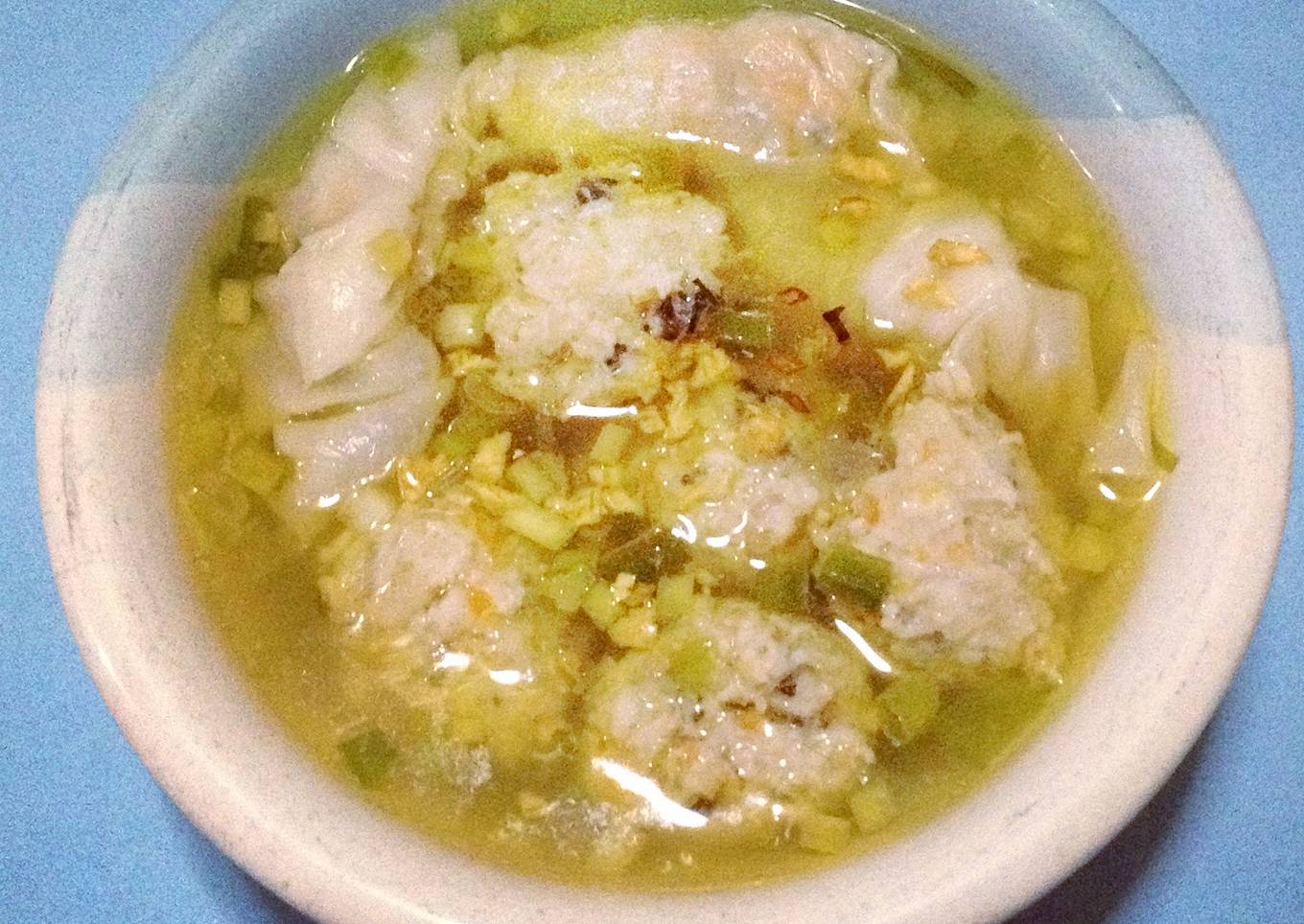 Baso LoHua n Pangsit Kuah