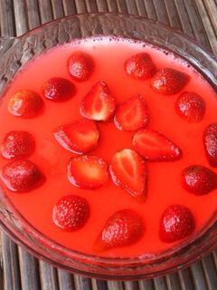 Foto resep strawberry silky puding
