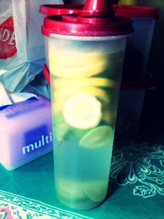 Foto resep lemon and lime infused water