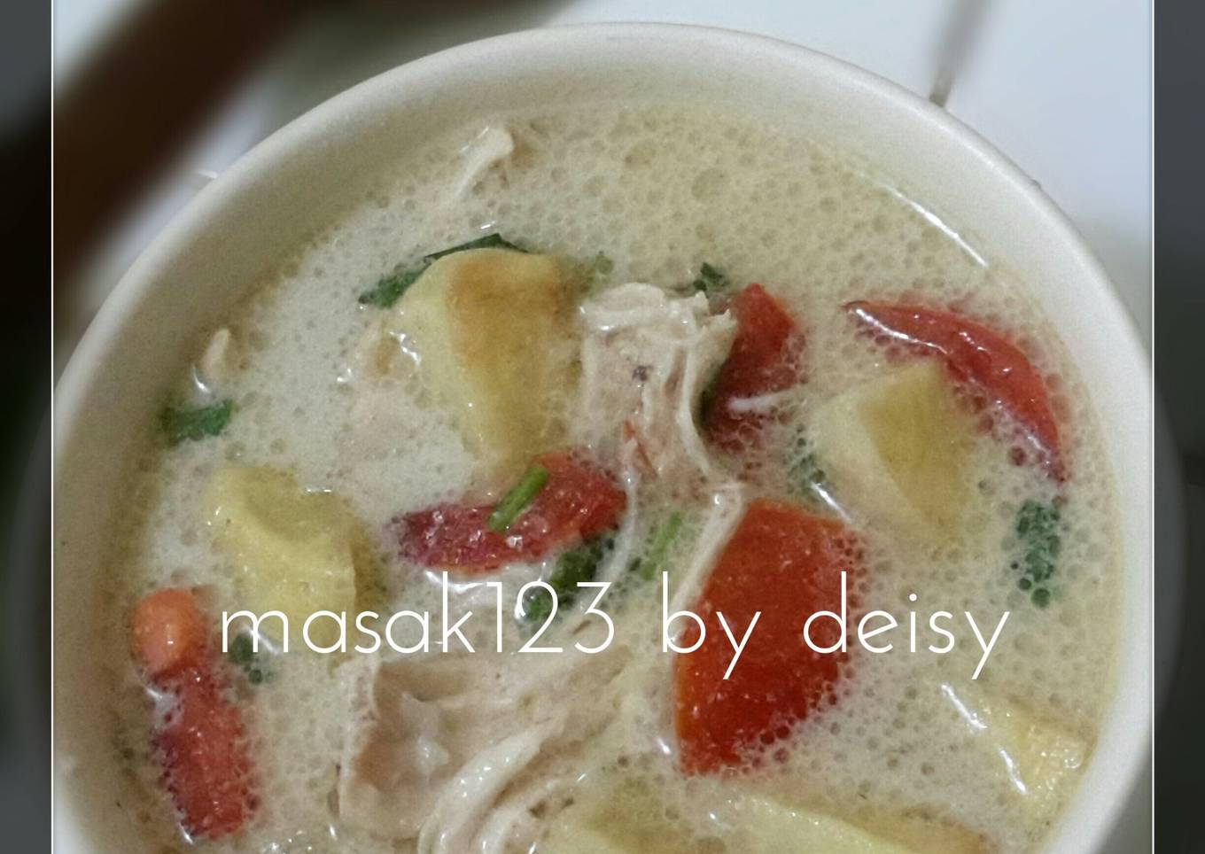 Soto Ayam Kuah Santan