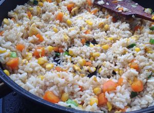Foto resep Ala Resto: Nasi goreng Hongkong