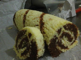 rol cake kukus black n white