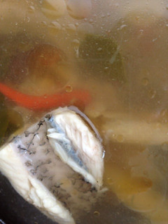 Foto resep Sup ikan gurame, kuah gurih, pedas, asam, segar