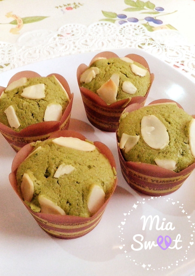 Foto resep Green Tea (Matcha) Cupcake, Lembut, Mudah & Enak!