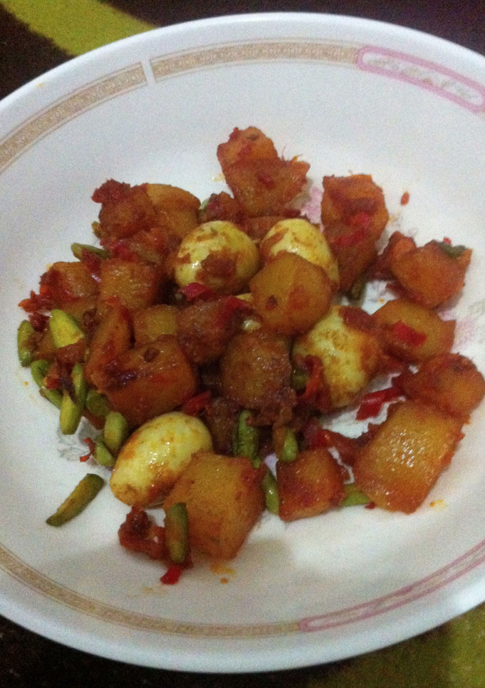 Foto resep Sambal Goreng Kentang dan Telur Puyuh