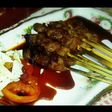 sate sapi gurih manis