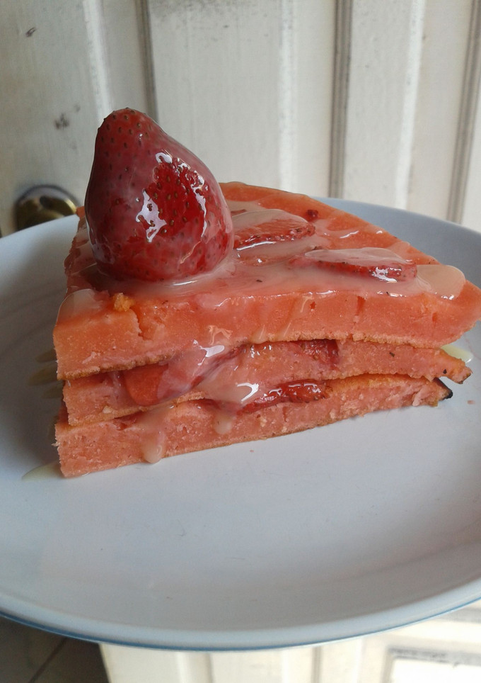Foto resep Stawberry fluffy Pancake