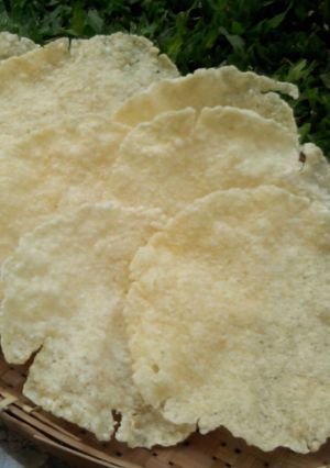 Foto resep Kerupuk Karak Bawang Khas Solo Tanpa Bleng (Boraks)
