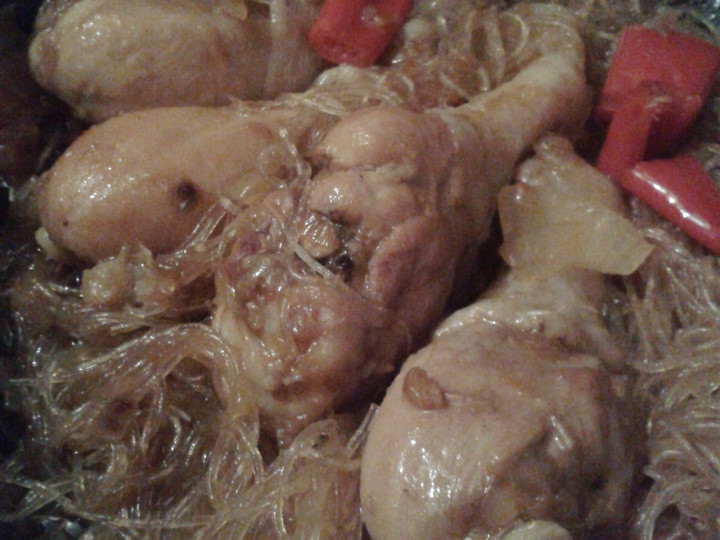 Cara Gampang Membuat Ayam soun dengan kuah kecap, Lezat Sekali