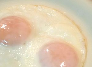 Foto resep Telor Mata Sapi setengah matang ala Hotel anti gagal