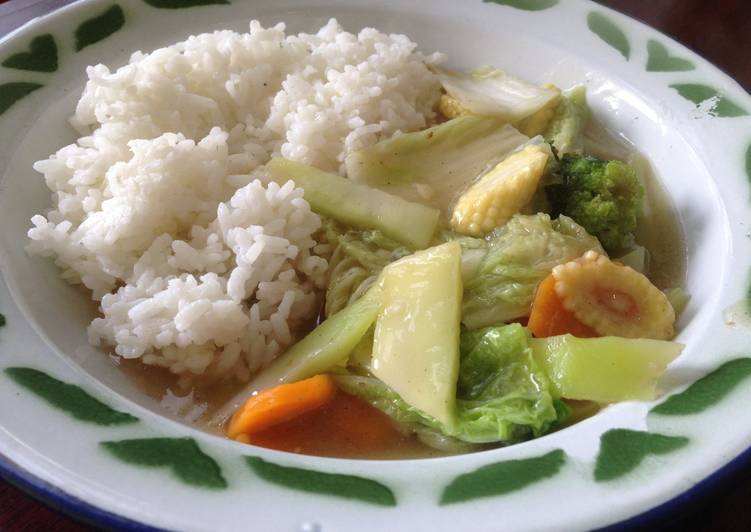 Nasi siram 4 sayur