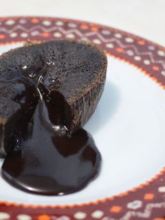 Foto resep Easy Steamed Chocolate Molten Lava Cake