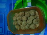 Bola kacang hijau keju
